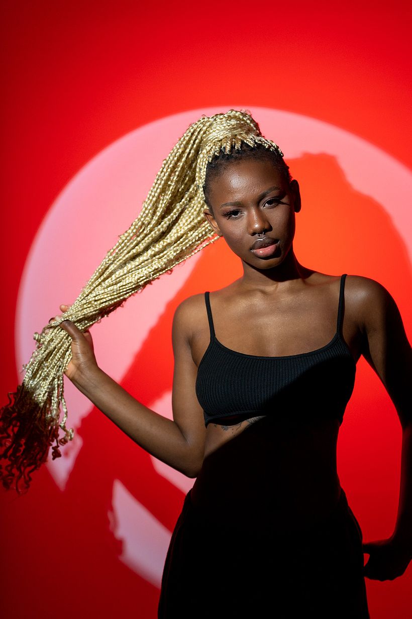 Round Red | Model: Iumara