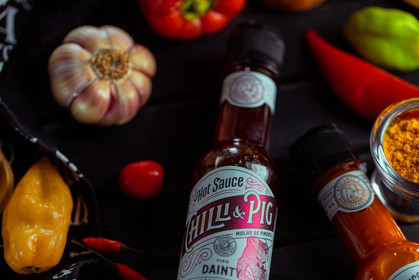 Chilli & Pig Hot sauce - Line Label 3