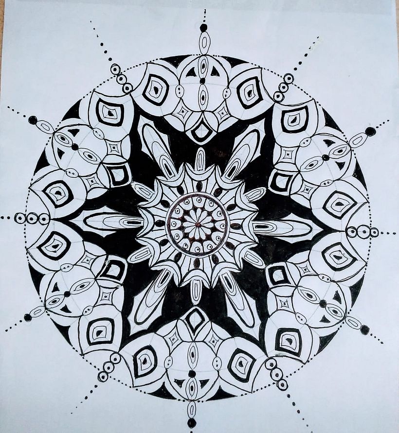 Mi Proyecto del curso: El arte de dibujar mandalas: crea patrones geométricos 2