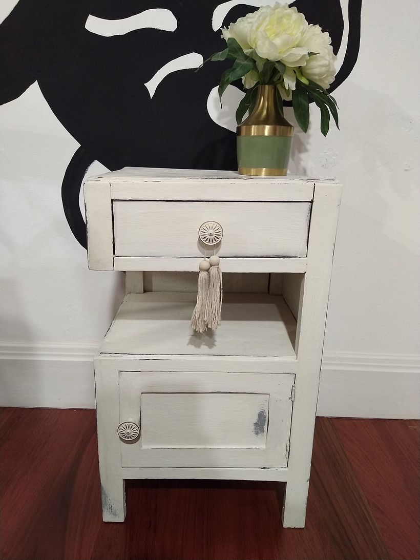 Meu projeto do curso: Upcycling de móveis vintage com técnicas de pintura 1