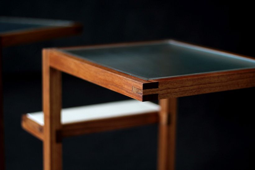 Mesa Lateral Anunciata - Mobilya Tasarımı ve Yapımı