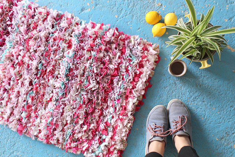 The blue stripes help to break up the large swathes of pink. 