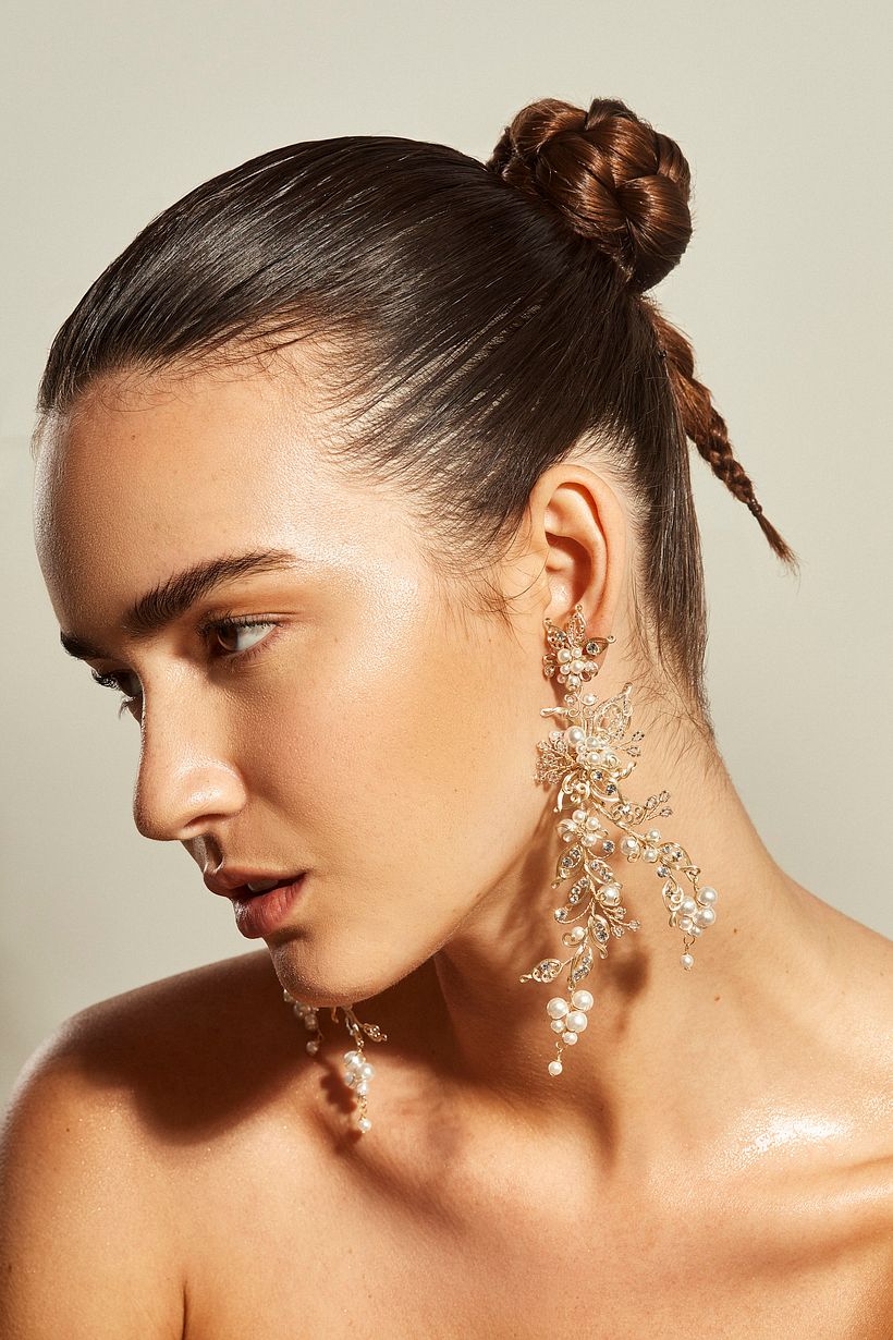 VICTORIA COLLECTION 1