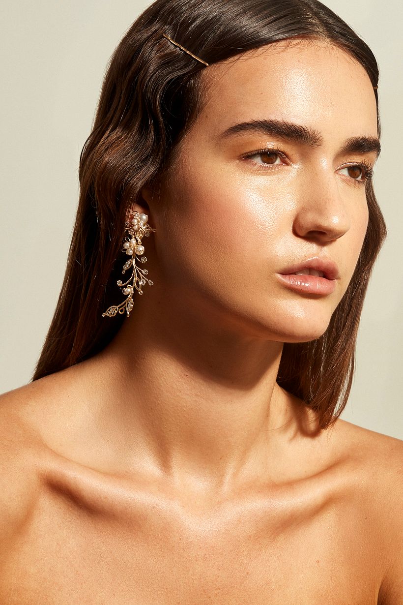 VICTORIA COLLECTION 4