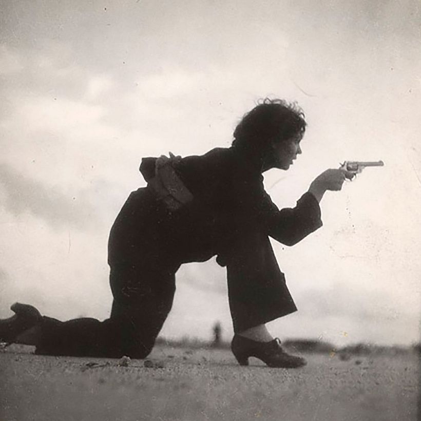 Republican militiawoman training on the beach, outside Barcelona (1936), by Gerda Taro.
