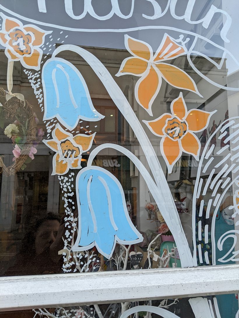 Detail- Spring Window