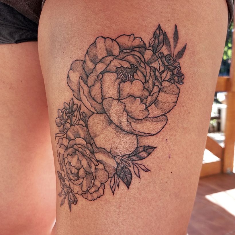 Mi Proyecto del curso: Tatuaje botánico con puntillismo 10