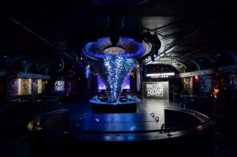 AMEX PLATINUM x HAMILTON 5