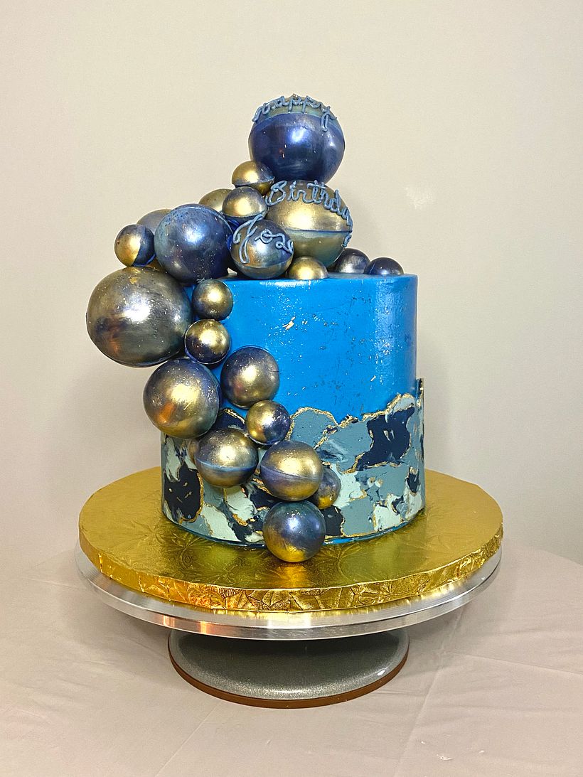 My project in Cake Design: Modern Decorating Techniques course 1