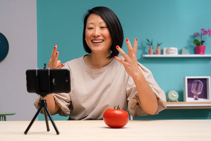 Kyoko recommends filming yourself speaking as a practice exercise.