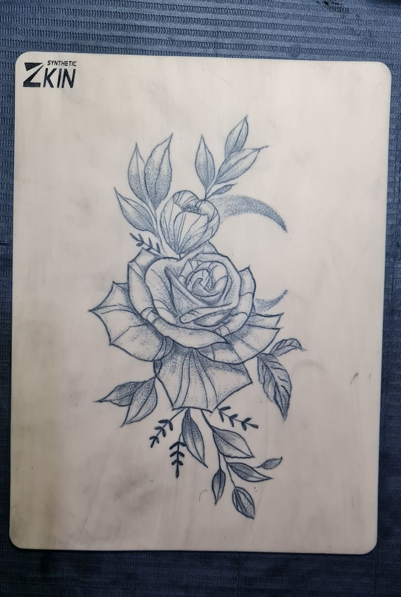 Mi Proyecto del curso: Tatuaje botánico con puntillismo 1