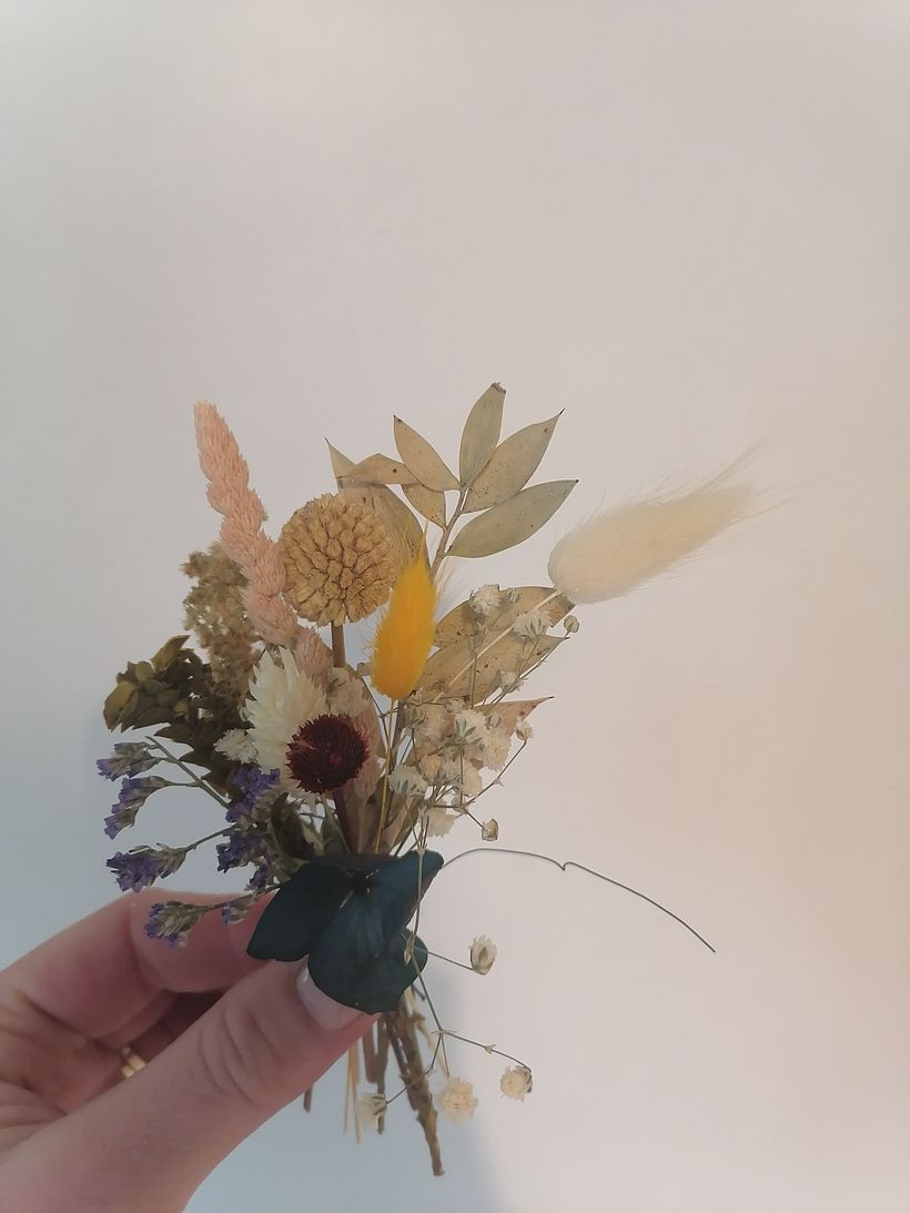 My project for course: Wreath Creation with Dried Flowers 4