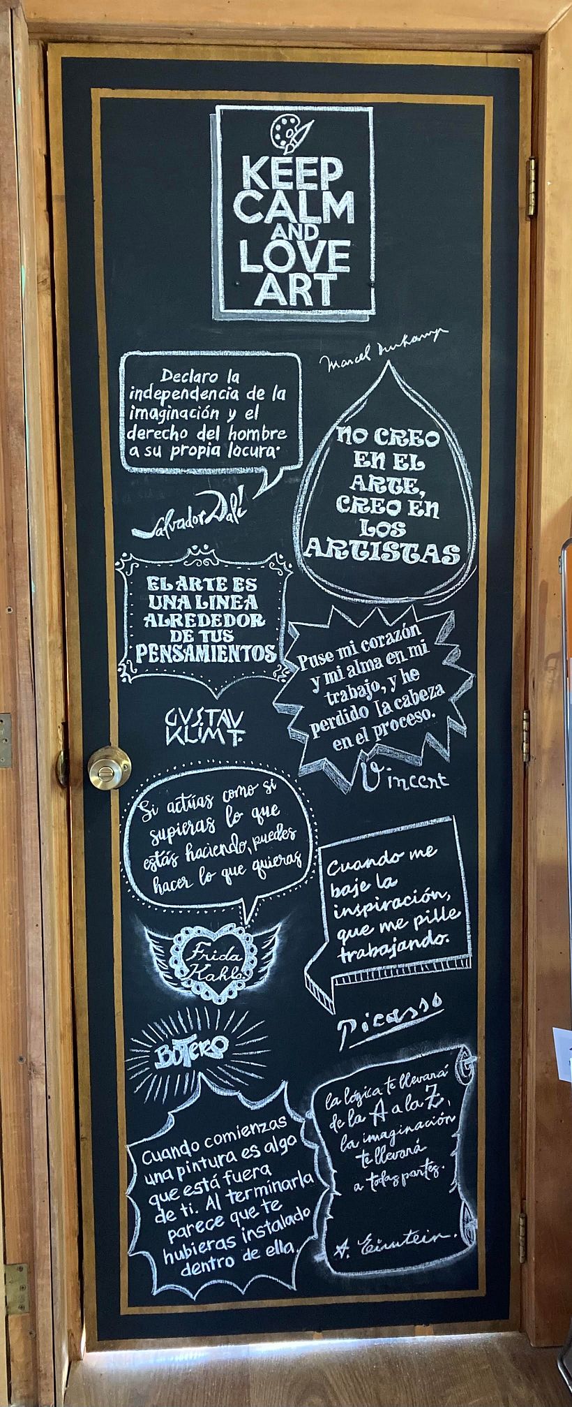 Detalle puerta de mi taller