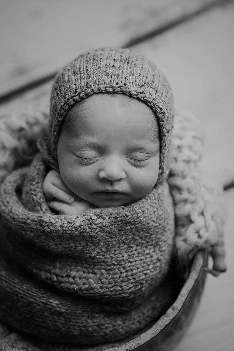 Newborn Session with a 7 Day Old Baby - Fotografia