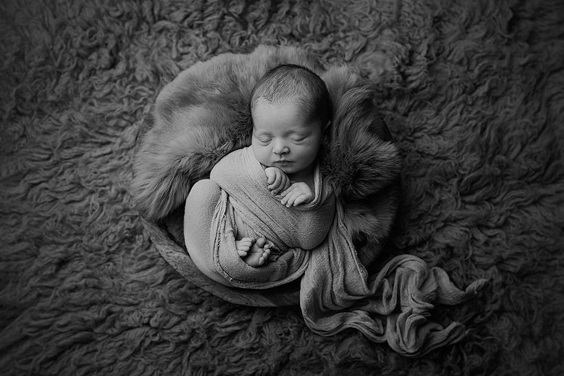 Newborn Session with a 7 Day Old Baby - Fotografia
