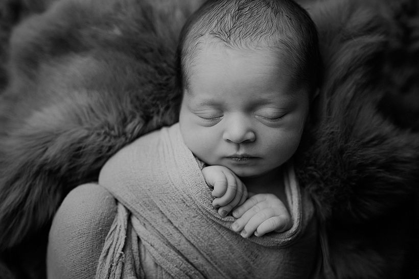 Newborn Session with a 7 Day Old Baby - Fotografia