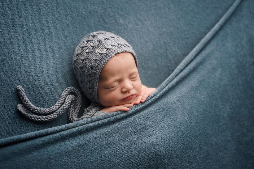 Newborn Session with a 7 Day Old Baby - Fotografia