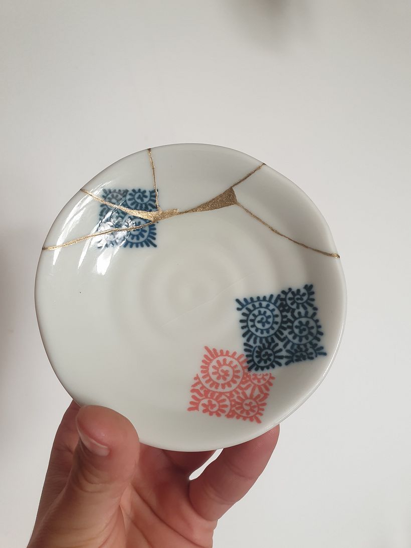 Meu projeto do curso: Introdução ao kintsugi: restaure suas cerâmicas com ouro 5