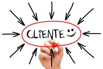 LLEGAR A LOS CLIENTES SATISFACTORIAMENTE 