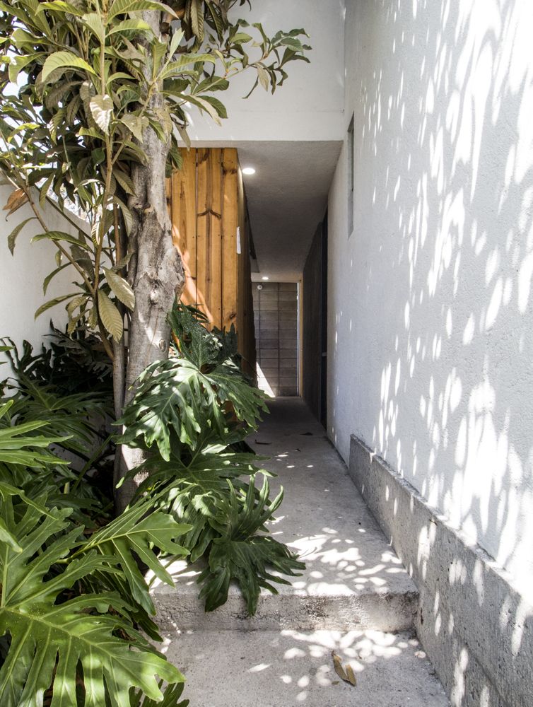 Acceso a cubo de escaleras