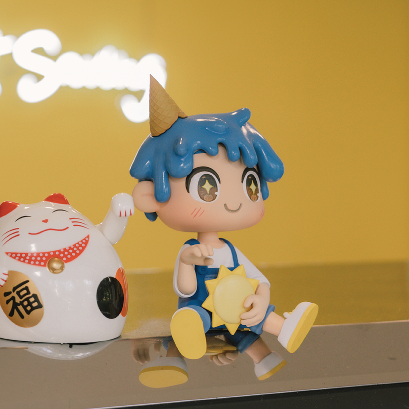 Here's is final look after 3D printing and painting. He's now ready to greet the customer!