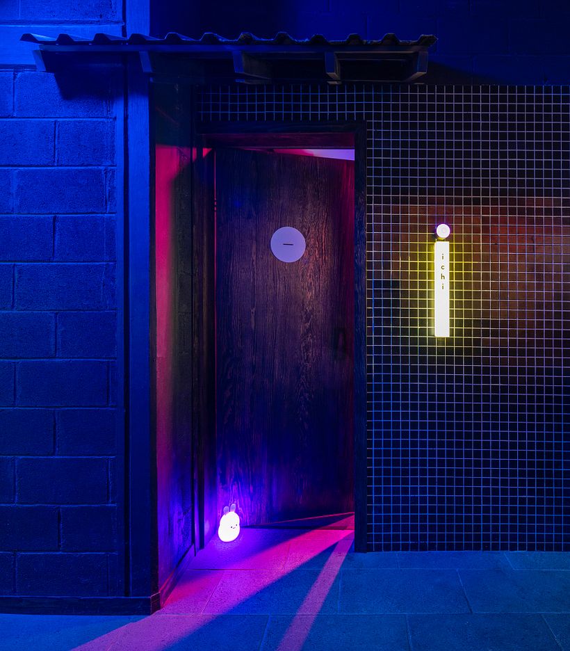 Entrada a la cabina - señalética