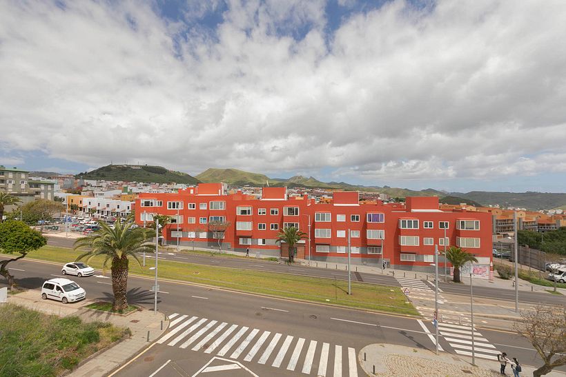 Mini hotel in Tenerife North_bracketing technique, no flash 15