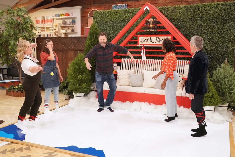 Episode 7 - Mega Craft "family night out" Create outdoor seating and an activity.