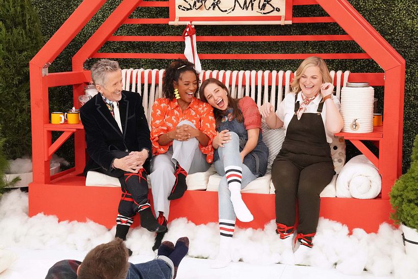 Episode 7 - Mega Craft "family night out" Create outdoor seating and an activity.