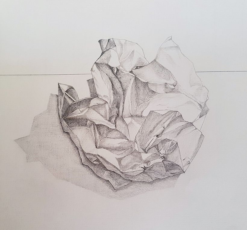 Dibujo del natural. Manejo del sombreado según la iluminación en formas geométricas.