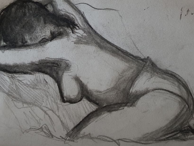 Mi Proyecto del curso: Dibujo realista de la figura humana 8