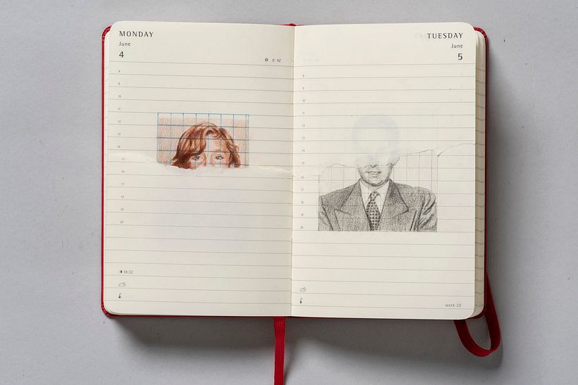 Los desconocidos. Lápiz a color sobre agenda Moleskine. 2020