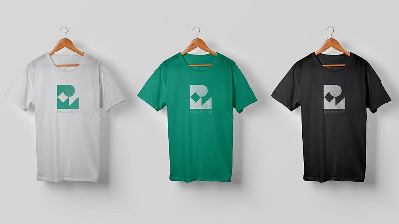 Identity for Roma Specialsnickeri 4