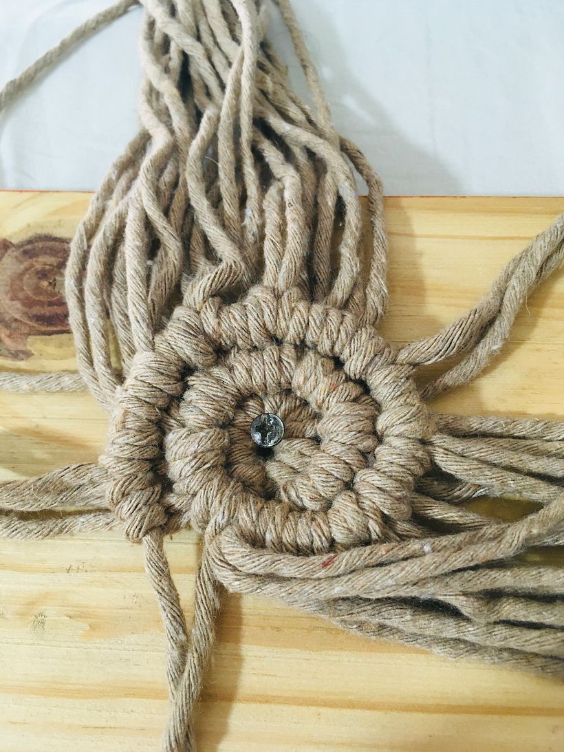 Mi Proyecto del curso: Técnicas de macramé circular 1
