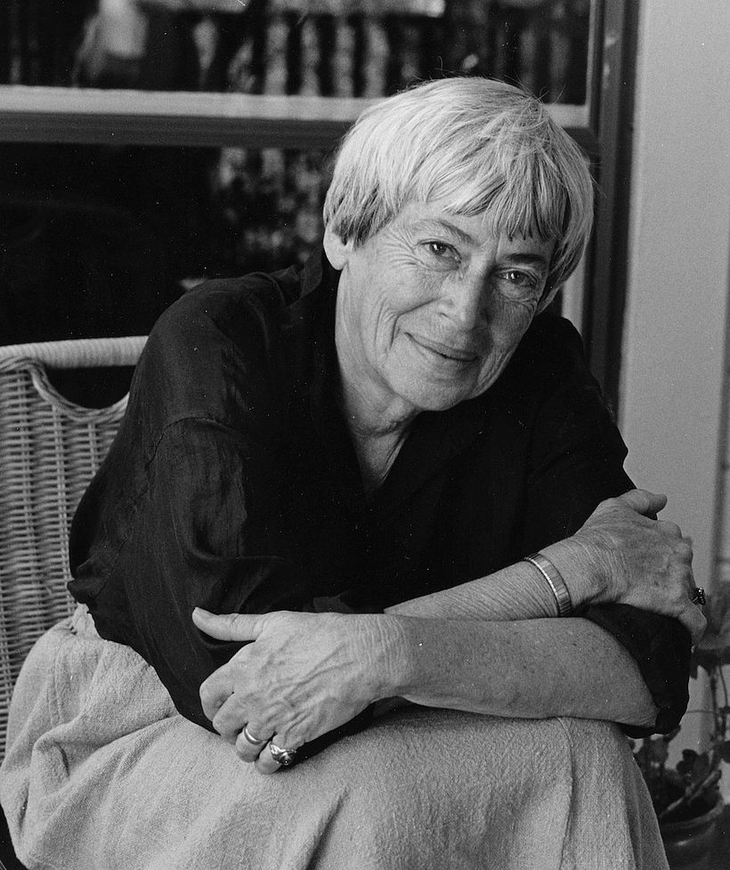 Ursula K. Le Guin, 2009 por Marian Wood Kolisch, vía Wikipedia.