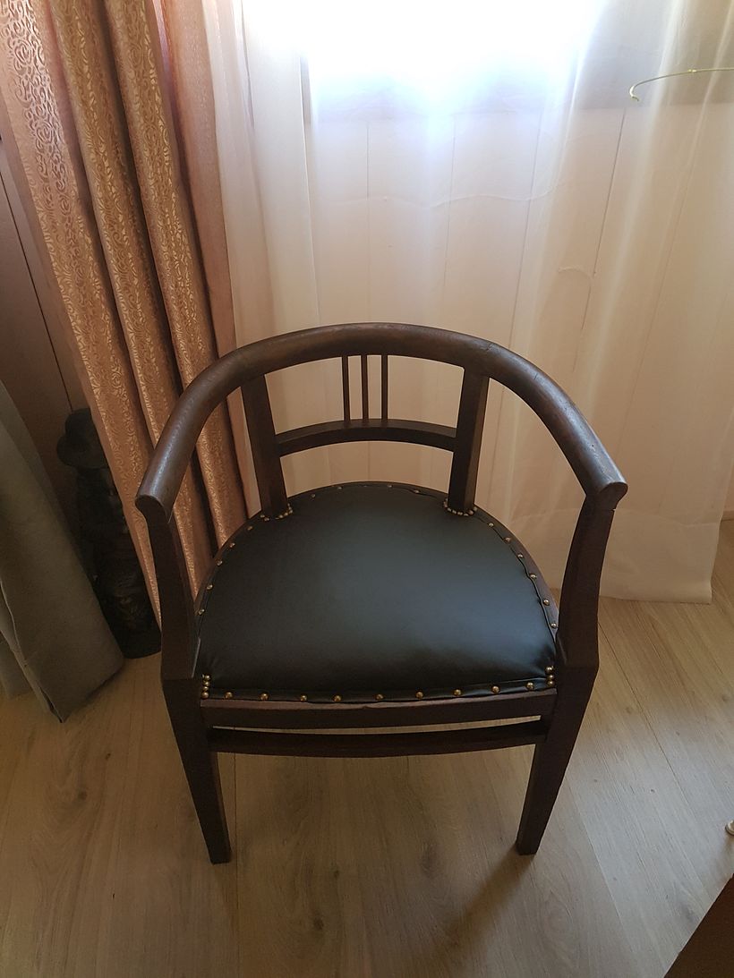 Il mio progetto del corso: Restauro e tappezzeria di sedie 3
