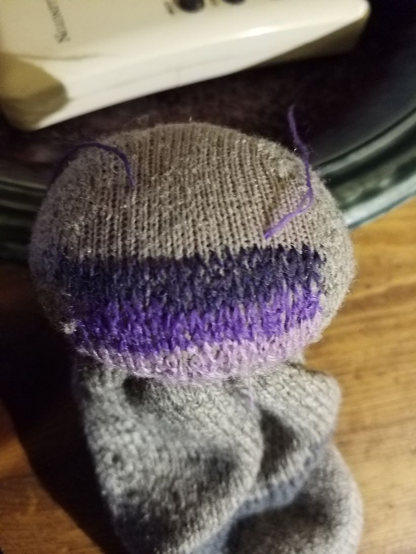 Duplicate stitching on mending mushroom 