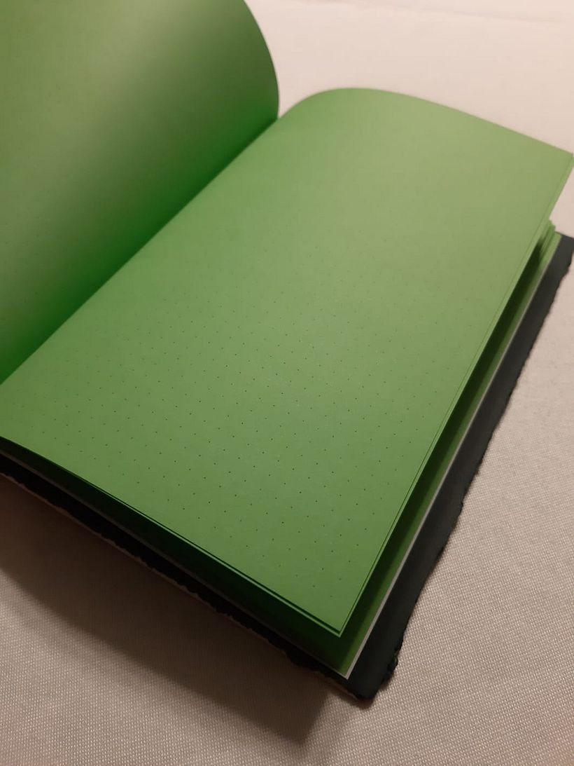 Cuaderno artesanal sin costuras 4