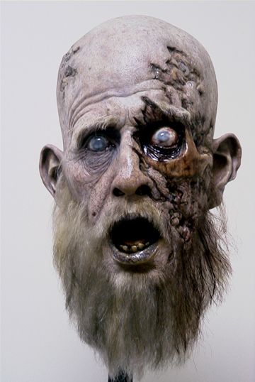 Front-on of this nasty face!