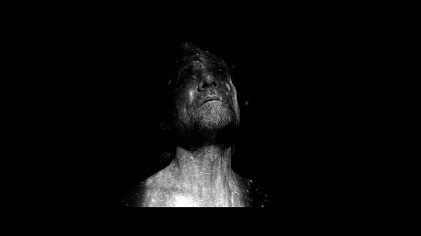 I AM THE DARK 3
