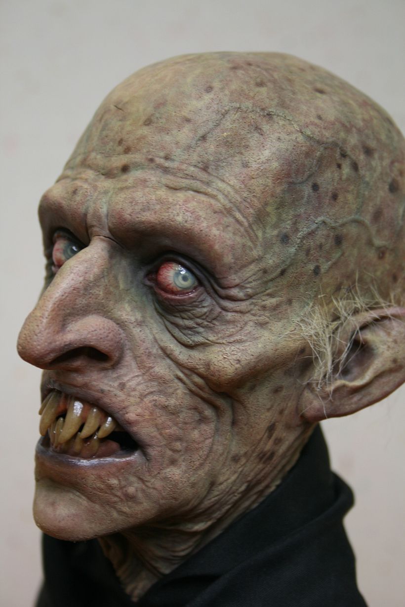 Nosferatu Bust 19