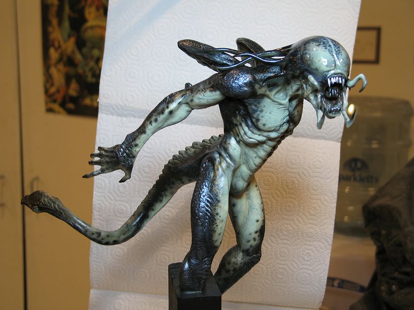 AVP 2 4