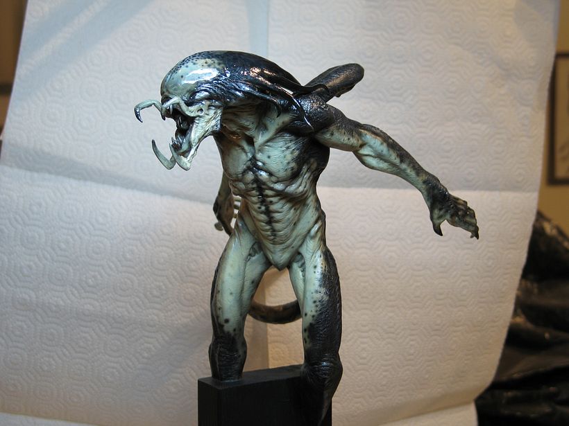 AVP 2 8