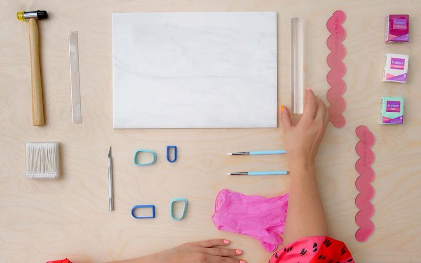 Rachael introduces some basic tools for rolling and cutting your clay.