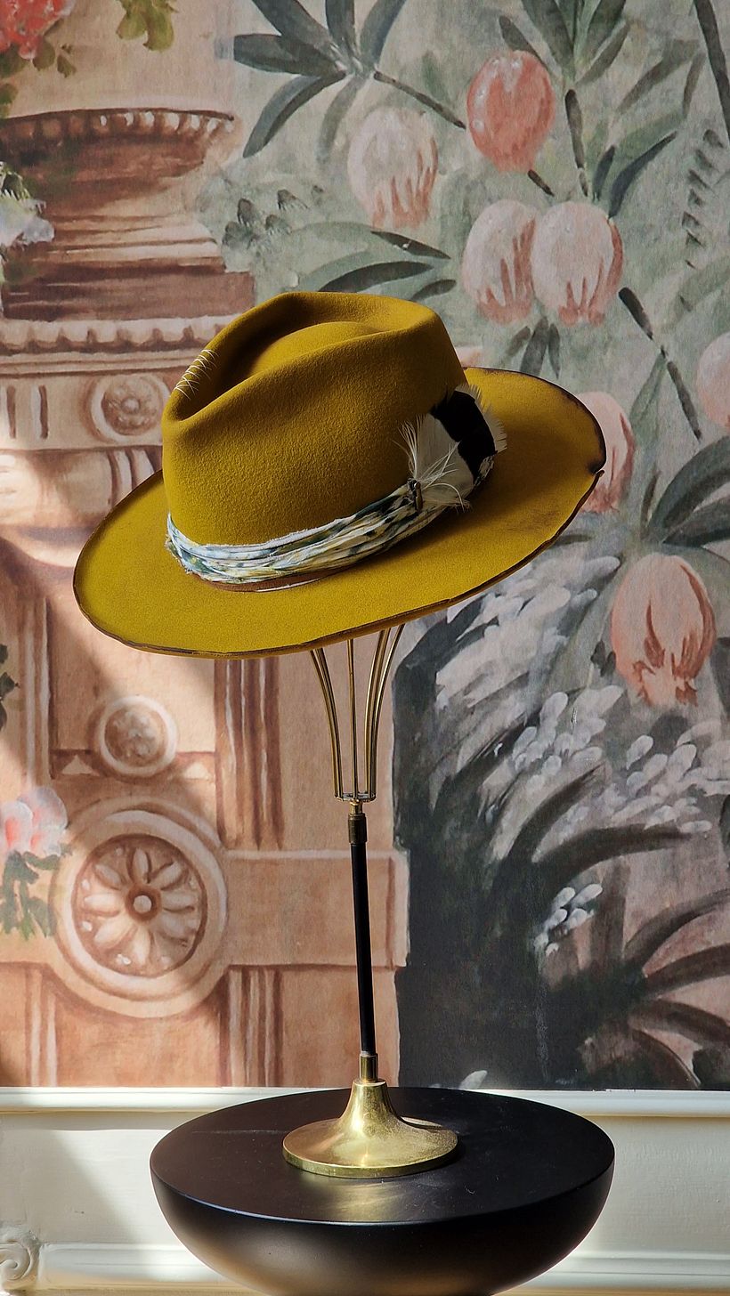 NOMADE MODERNE Hats - Accessory Design