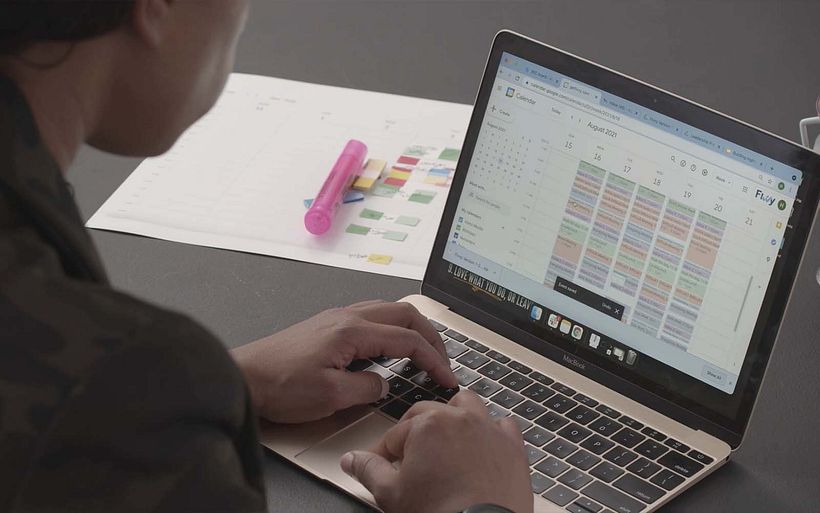 In her course, Hanoi builds up techniques to help you put together a practical two week plan.