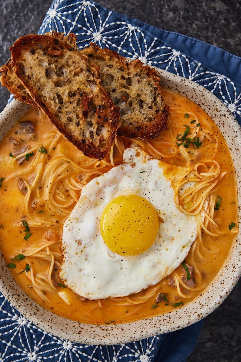 Sopa Criolla . Mezcla de Luz Natural y Artificial