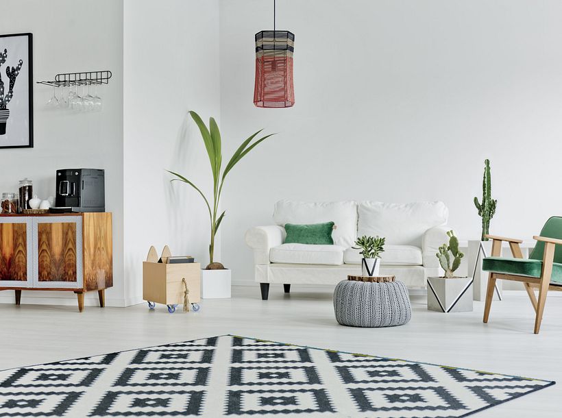 Modello LEVANTE, la forma è composta da un'unica forma  , le fasce di colore danno movimento al design semplice              