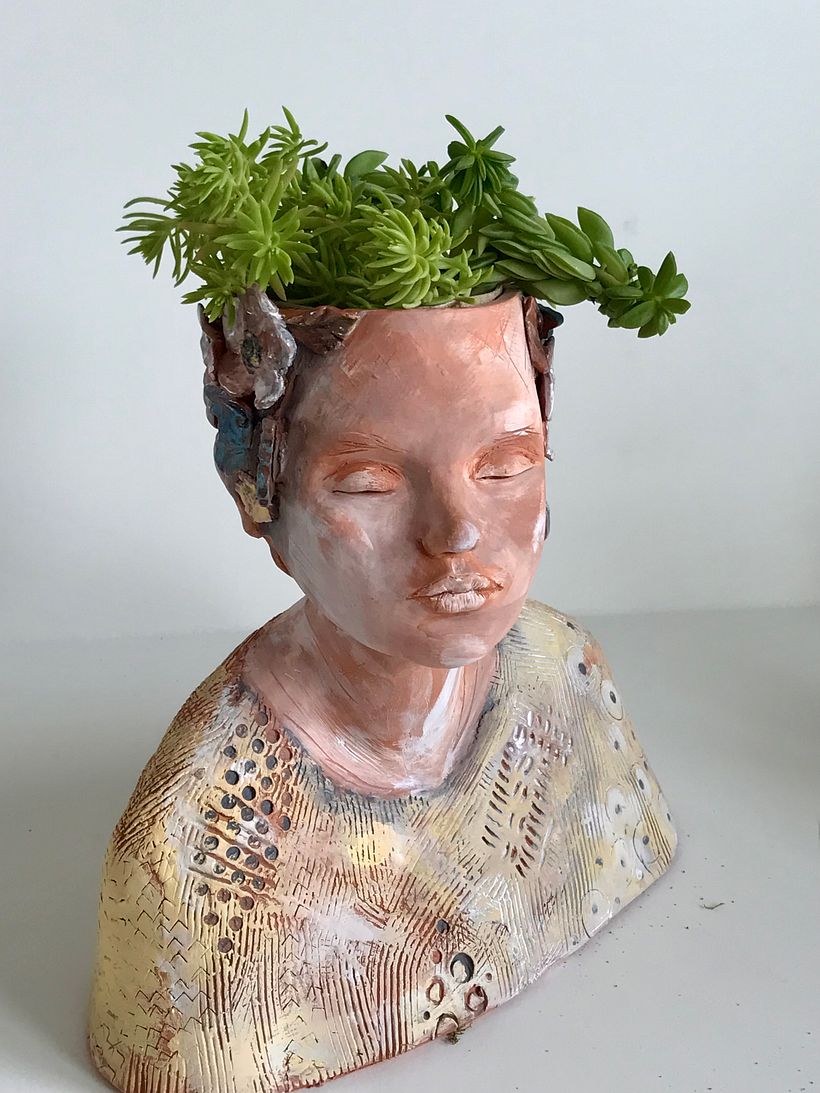 My project for course: my first human looking sculpture :-) 5