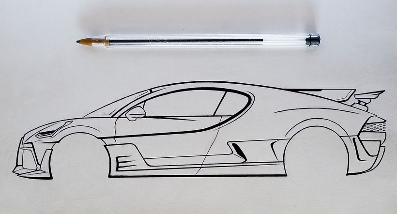 Bugatti Divo realizado con esfero BIC